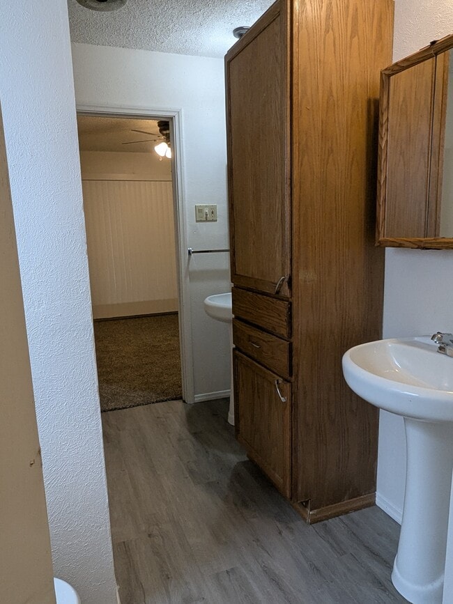 bathroom accessible from both bedrooms - 1804 Romack Ct