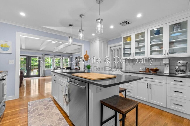 Building Photo - 24 Topstone Dr