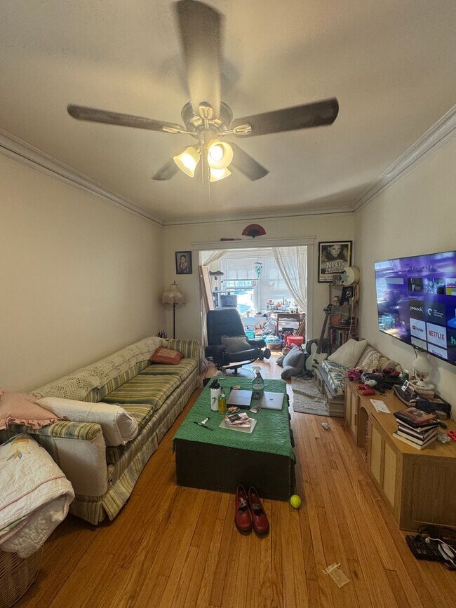 Foto del edificio - 3348-1 W Sunnyside 2bed/1bath