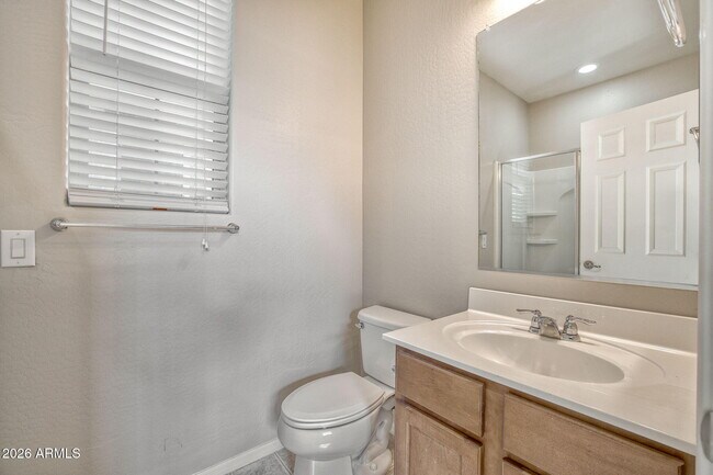 Building Photo - 13718 N 150th Dr