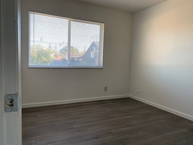 Building Photo - 755 Rose Ave