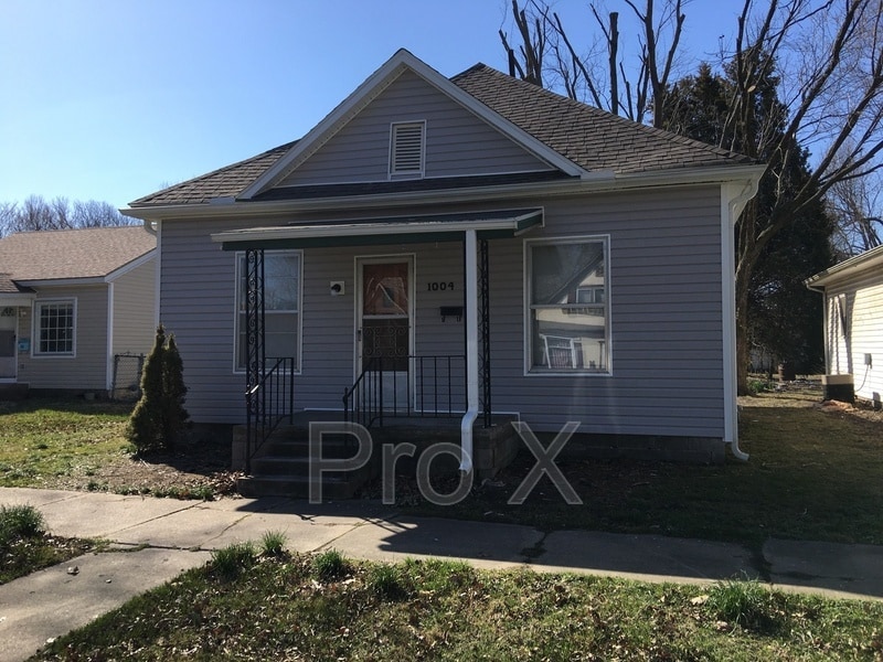 1004 E 10th St, Pittsburg, KS 66762 House Rental in Pittsburg, KS
