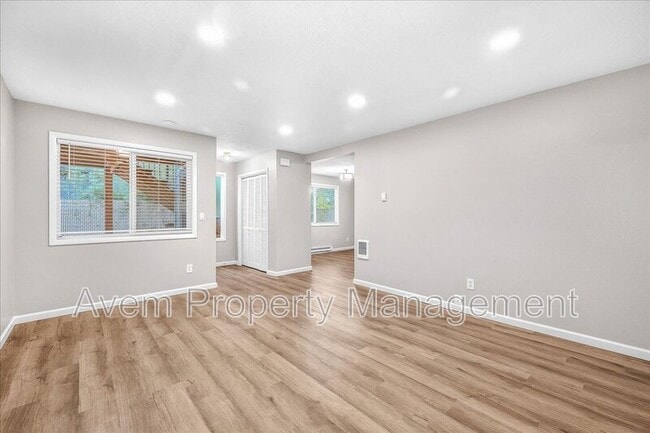 Foto del edificio - 4909 SE 71st Ave