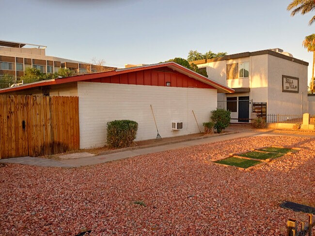 Building Photo - 7306 E Belleview St