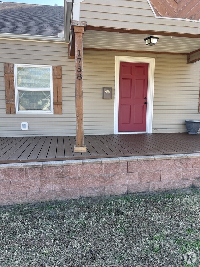 Classens Cream Ridge Apartments for Rent with a Yard Oklahoma City