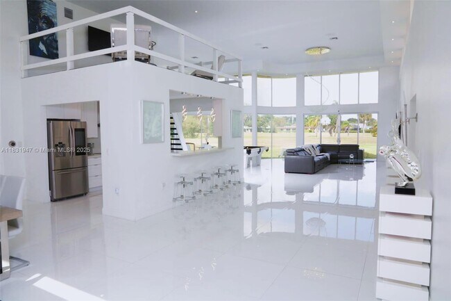 Building Photo - 6003 Umbrella Tree Ln
