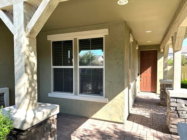 Foto del edificio - Stunning Elliot Groves home in Morrison Ranch. 4 bed+ 2 offices + loft