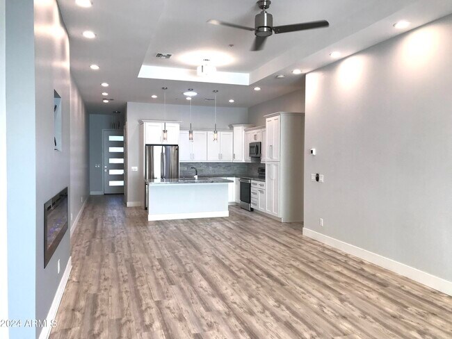 Building Photo - 12240 N Chama Dr