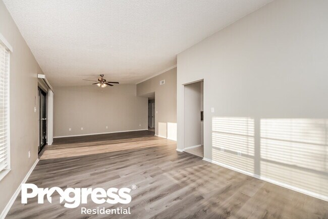 Building Photo - 12020 Sula St