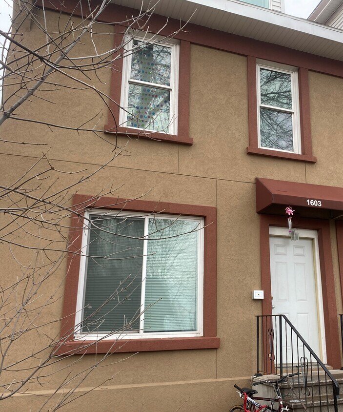 Foto principal - 1603 E 4th St