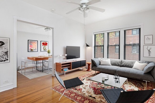 1-BR/1BA Living & Dining - 634 W. Cornelia