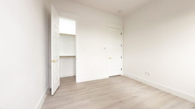 Foto del edificio - 823 North Loop