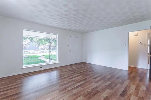 Foto del edificio - 2823 Aster St
