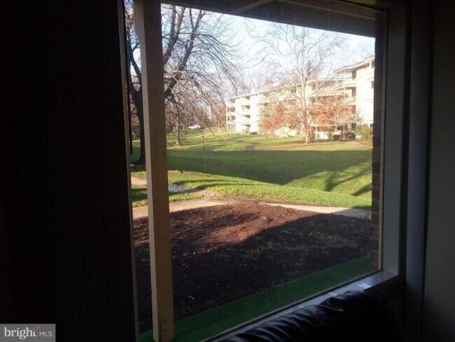 Building Photo - 7250 Donnell Pl