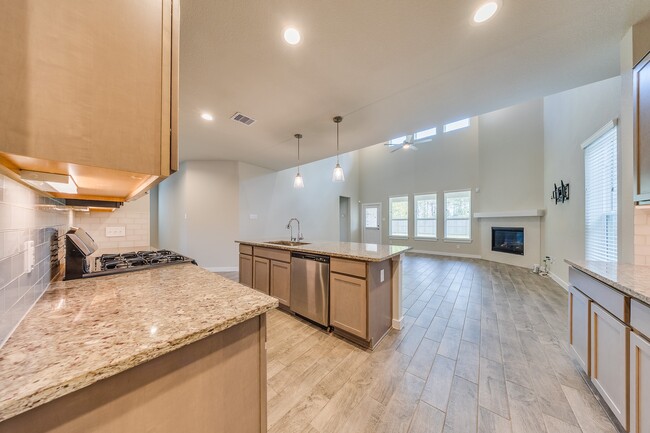 Foto del edificio - 15630 Countesswells Dr