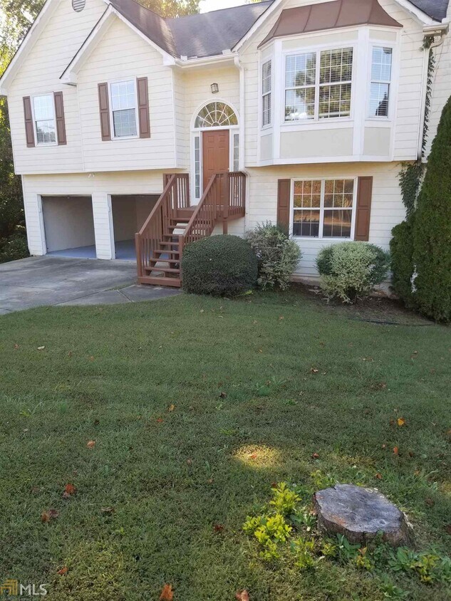 Primary Photo - 1026 Pepper Cir