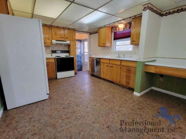 Building Photo - 5 bedroom in Billings MT 59102