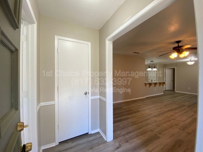 Building Photo - 2311 Kingsford Ct