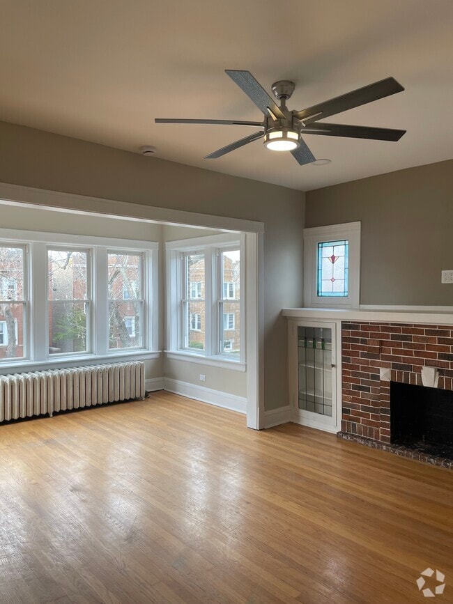 I'm For Rent - The Line Asoke-Ratchada Near MRT ... - Facebook