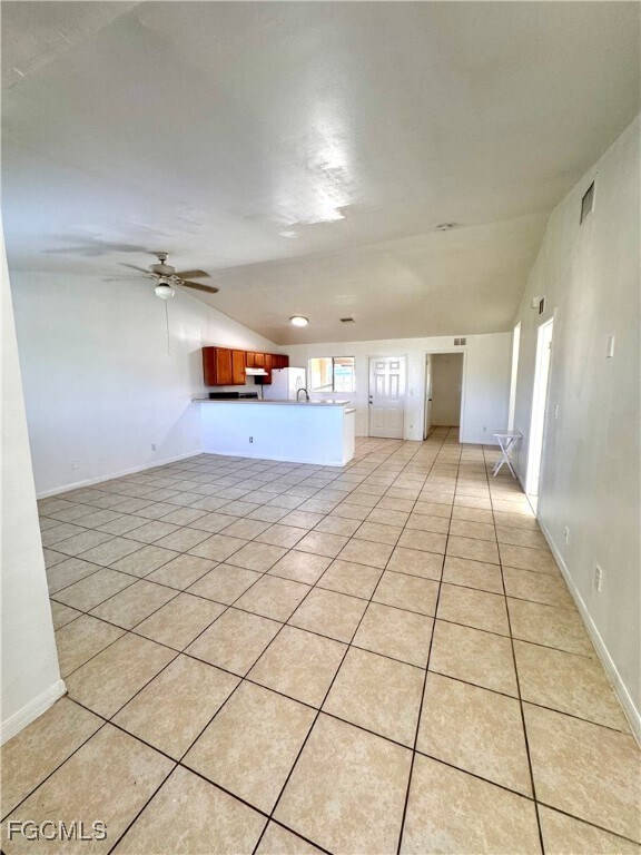 Foto del edificio - 1527 Gilbert Ave S