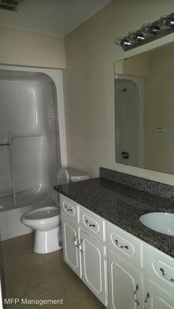 Foto del edificio - 151 Brookwood Ave NE