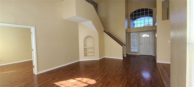 Foto del edificio - 2411 Berkshire Ct