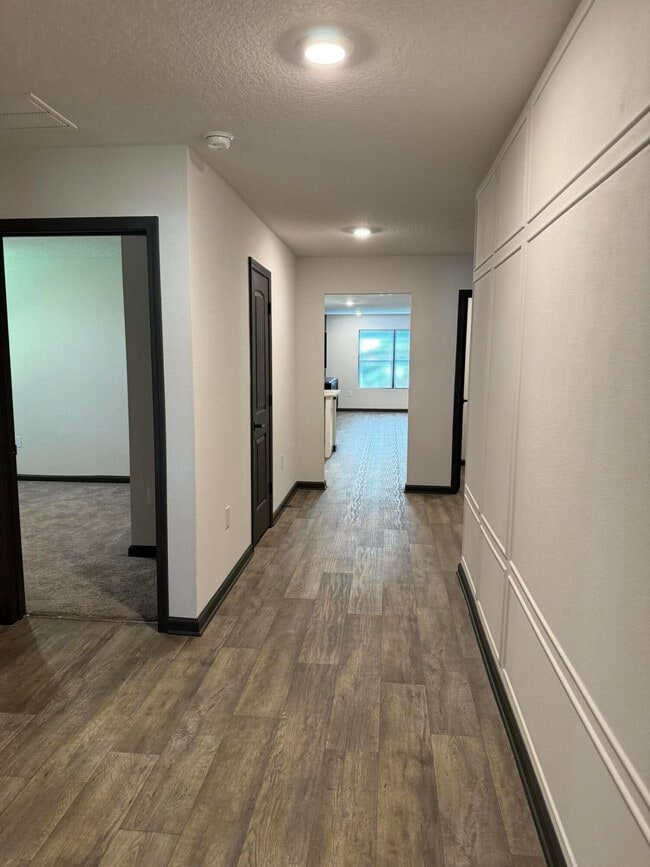 Building Photo - 3476 Sparco Dr