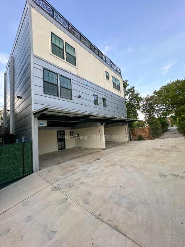 Foto del edificio - 222 S Olive St