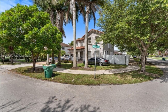 Foto del edificio - 20032 SW 128th Ct