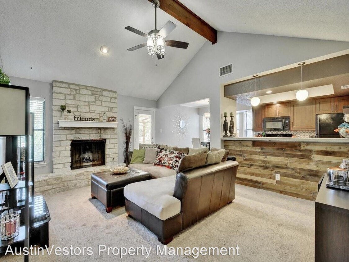 Primary Photo - 3 br, 2 bath House - 412 Yucca Dr