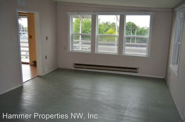 Building Photo - 6 br, 3 bath House - 310 E Ivy Street