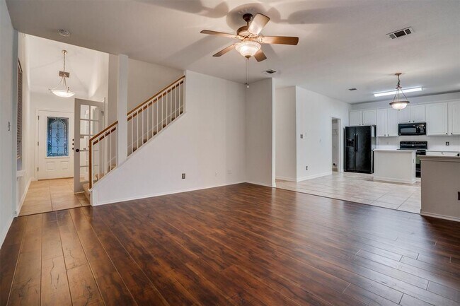 Foto del edificio - 3756 Top Rock Ln