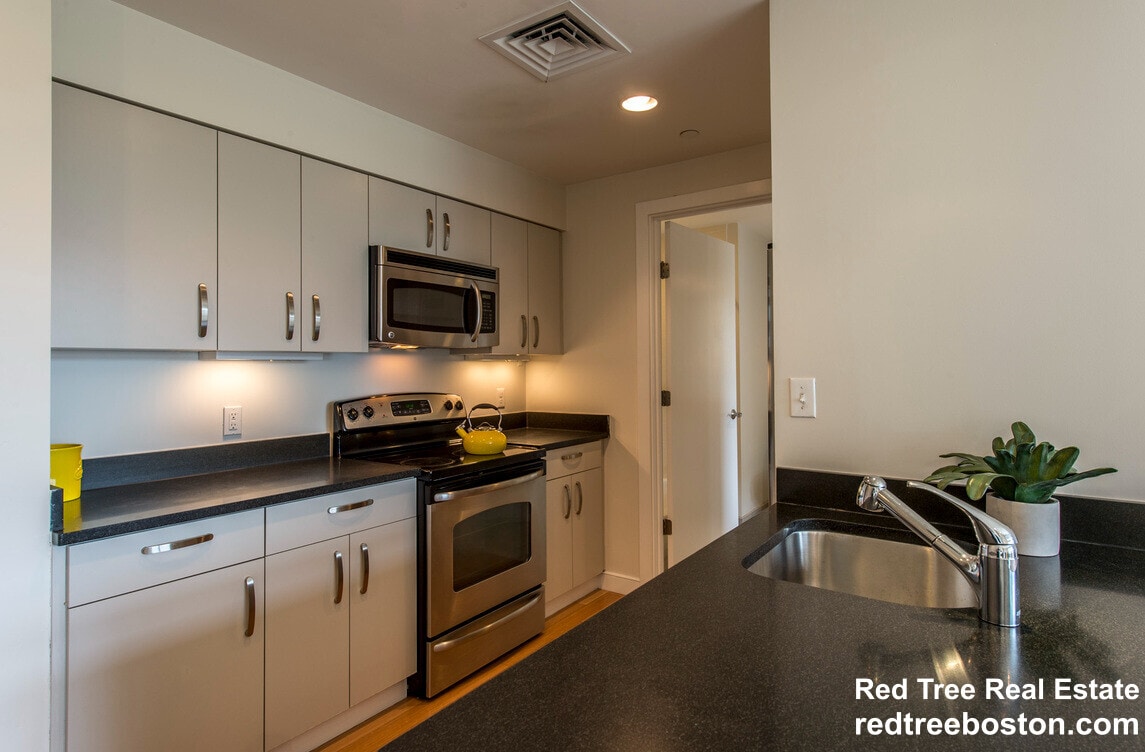 Photo - 601 Albany St. Unit 605