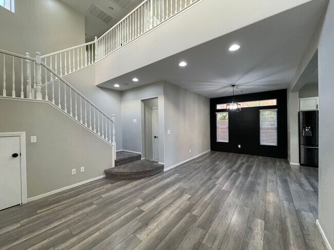 Building Photo - Gorgeous two-story single-family house