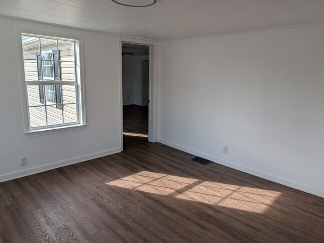 Foto del edificio - 3296 Williamson Rd