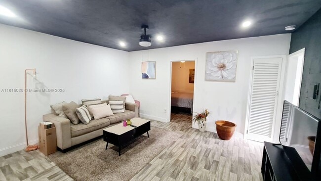 Building Photo - 88 NE 68th Terrace