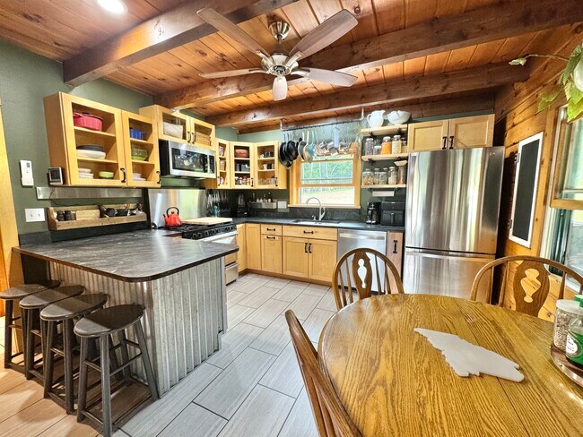 Foto del edificio - 1318 Bald Mountain Rd