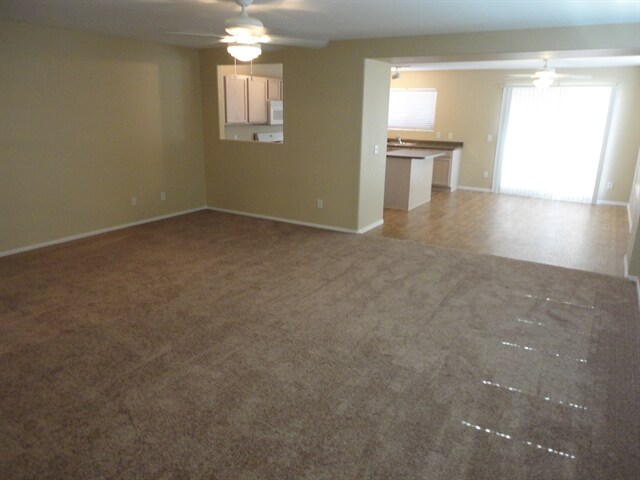 Foto del edificio - 3587 S Twilight Echo Rd