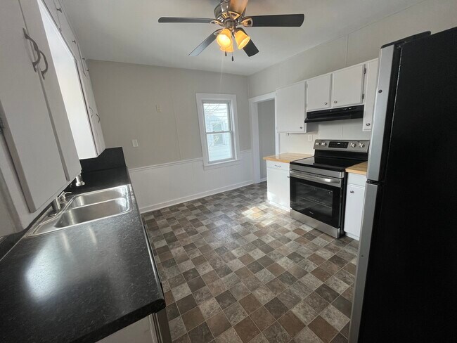 Foto del edificio - 180 Gillett St