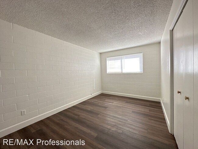 Building Photo - 2 br, 1 bath House - 4000 Shinners Place -...