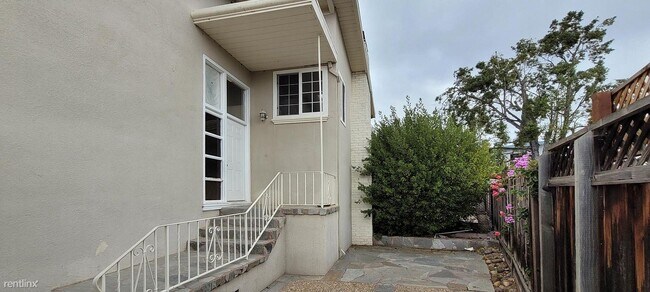 Foto del edificio - 4 br, 3 bath House - 42034 Wendell Ct