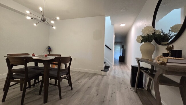 Foto del edificio - 9440 Ivy Brook Run