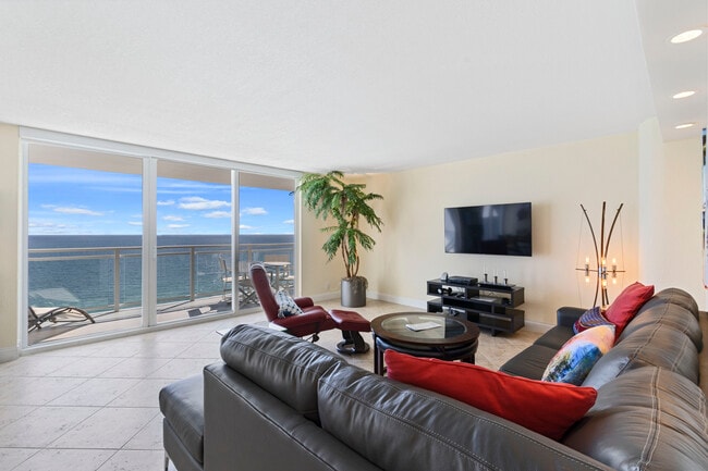 Foto del edificio - 2030 S Ocean Dr