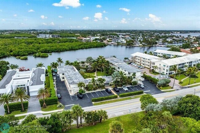 Foto del edificio - 6520 N Ocean Blvd