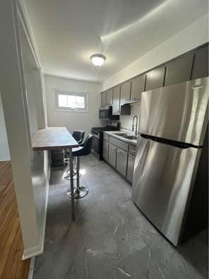 Kitchen - 119 W Swain St