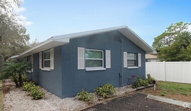Building Photo - 302 Colonia Ln