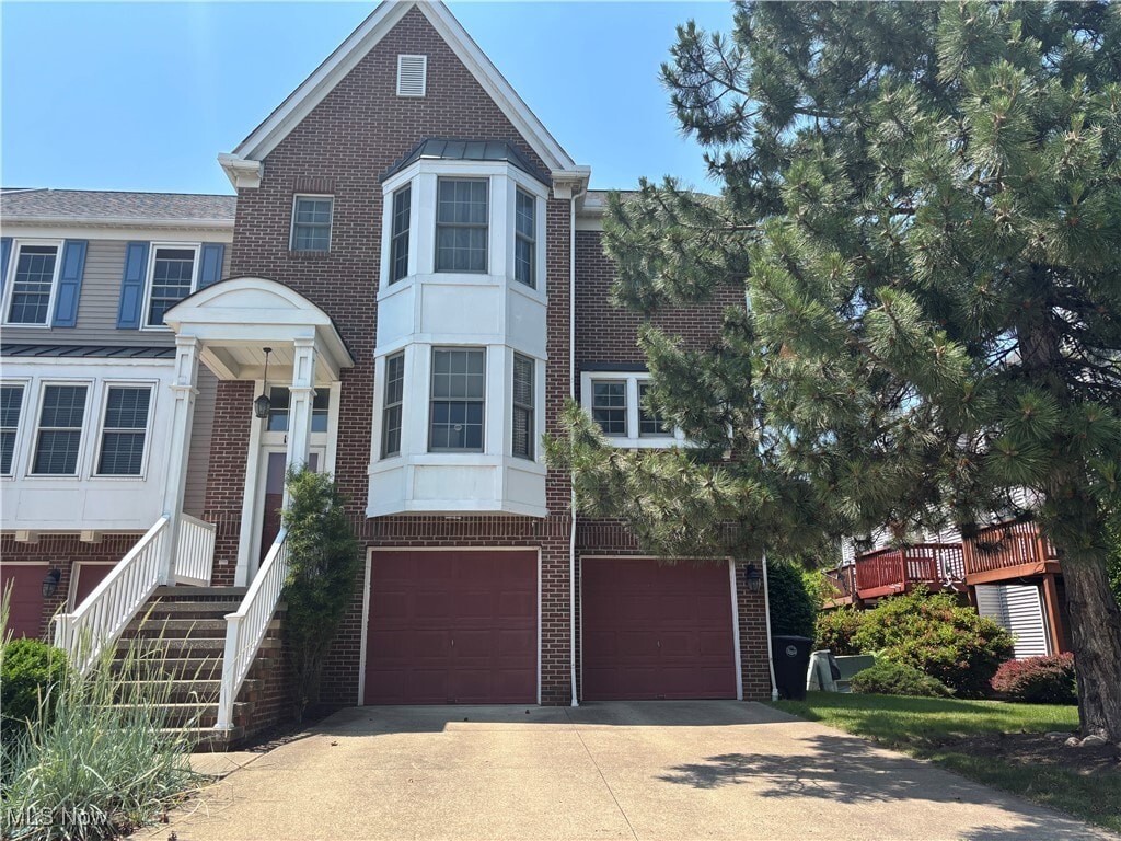 1944 E 82nd St Cleveland, OH 44103 – photo 1
