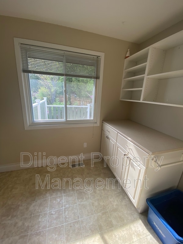 Building Photo - 1260 Pulpit Rd