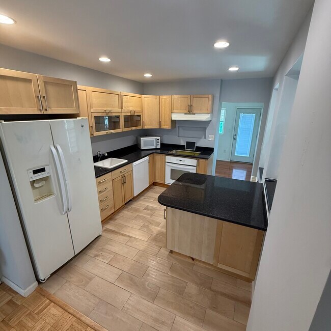 Foto del edificio - 3430 Almond St