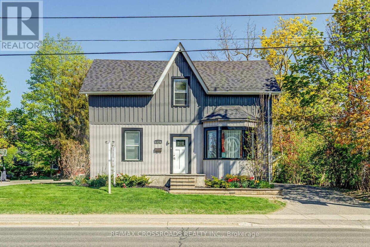 Primary Photo - 530 Kingston Rd W